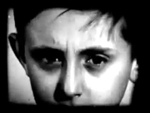 AUSTIN TV - Ella no me conoce  ( official video oficial )