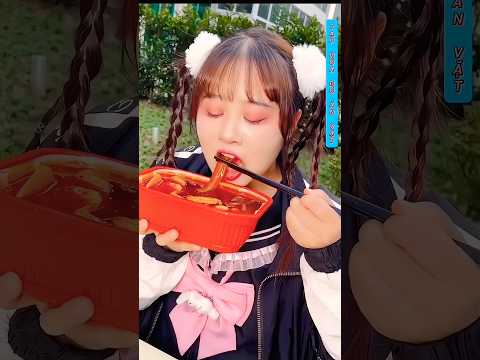 Competition To See Who Can Eat Spicy Food More And The Embarrassing Ending! #mukbang #food #anuon...