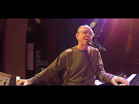 Pele De Verão - 14 Bis