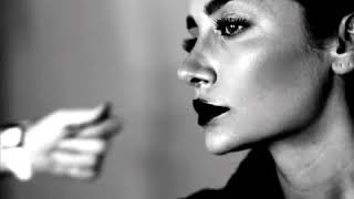 sıla iki satırlık adamları musallat ettık ömrümüze cok guzell ...