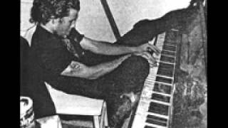 Virginia Avenue - Tom Waits (KPFK Folk Scene 1973)