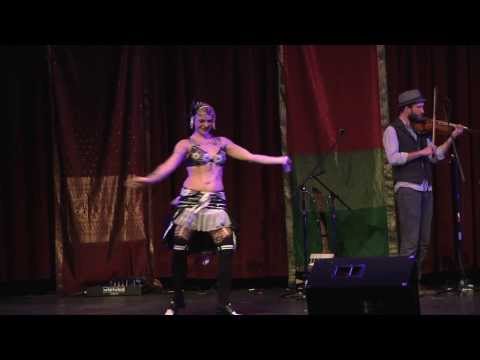 Sparrow dances with The Resonant Rogues at 3rd Coast Tribal 2014