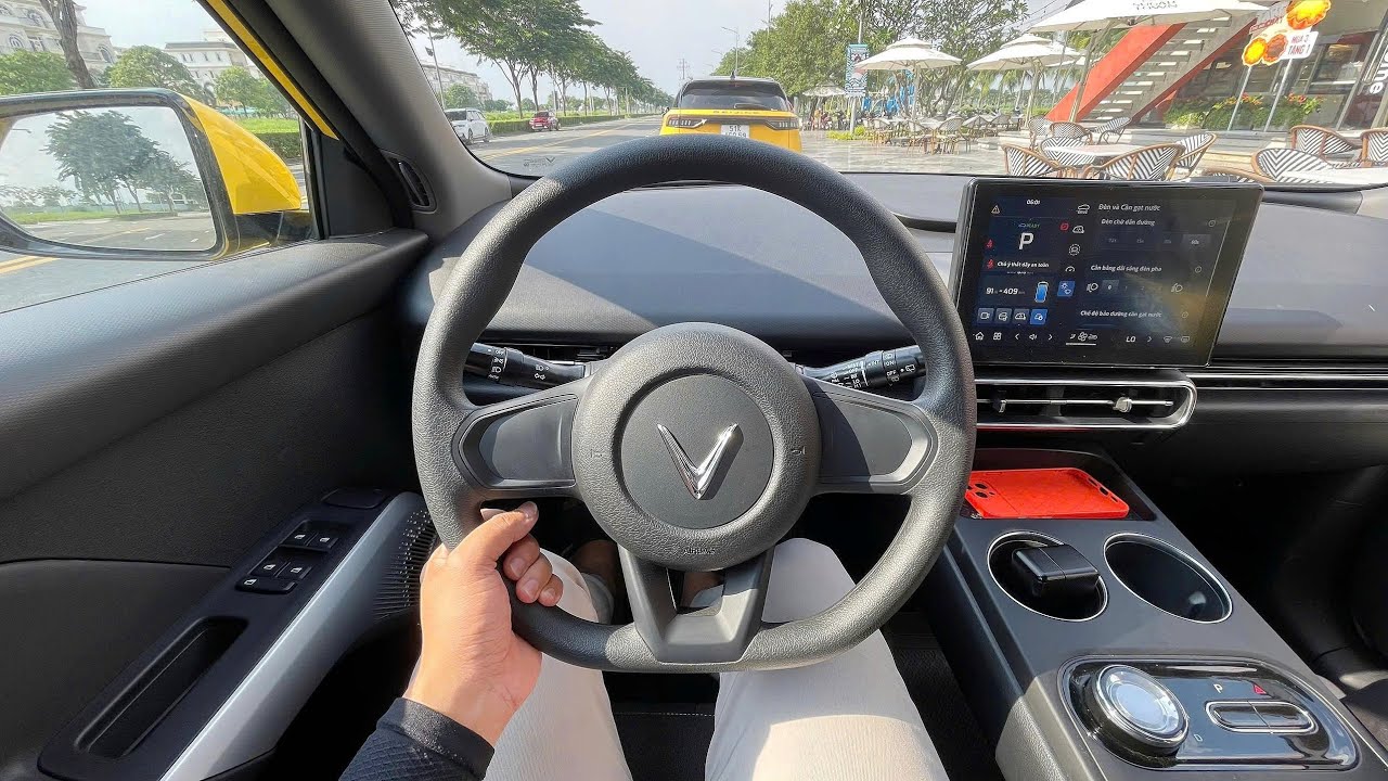2025 Vinfast Limo Green EV - POV Full Drive - HỒ CHÍ MINH CITY - (Binaural Audio)