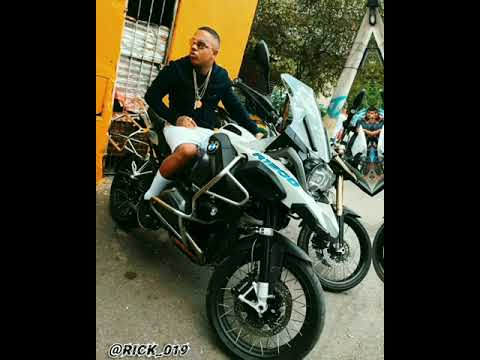 mc Magal Rabeteira tipografia letra