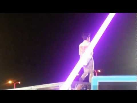 130119 INFINITE Dongwoo & Myungsoo at DKFC Manila