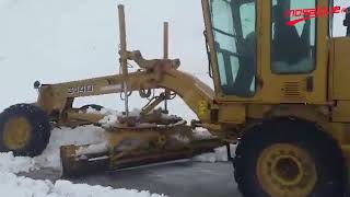 Download lagu Siliana: Intervention pour dégager les véhicules coincés par la neige mp3