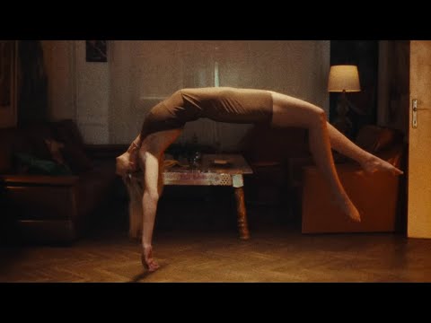 NOUA UNSPE x RAVA x BITTNER - E vampir si-arata coltii