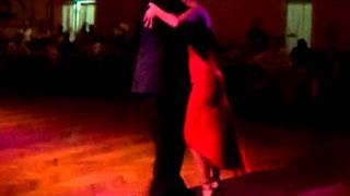 TANGO - ROBERTO ZUCCARINO Y JESICA ARFENONI - SALON CANNING - MILONGA PARAKKULTURAL
