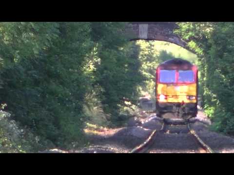 Class 60 thunder: 60079 approaching Northenden Junction