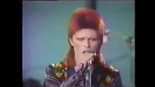 david bowie 1980 floorshow everything&#39;s alright