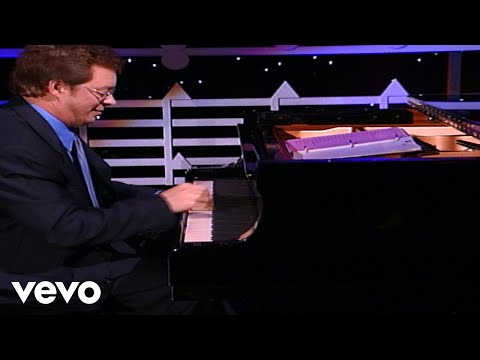Bill & Gloria Gaither - Exodus [Live] ft. Anthony Burger