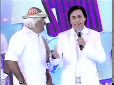 Tom Cavalcante  Homenagea Tiririca e chora