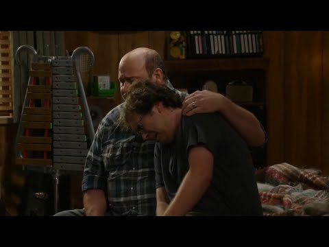 Georgie & Mandy's First Marriage | 2x5 | Connor & His Girlfriend Chloe Are Broke Up