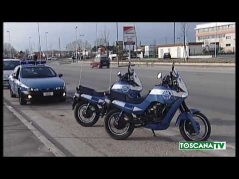 2017-07-24 PRATO - BLITZ POLIZIA IN PALAZZO FANTASMA DI V. DEL PURGATORIO