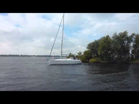 Bavaria 38-3 for sale by Yachting Company Muiderzand!