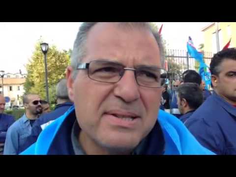 Operaio della Riva protesta