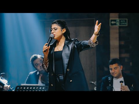 AYNUR POLAT  ESMERE - ÇİLEM DOLDUMU KONSER CANLI PERFORMANS (COVER)
