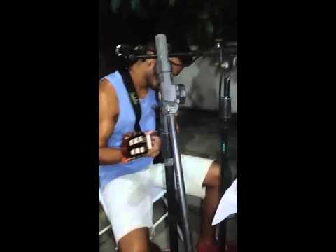 Acústico celio nunes canta SE