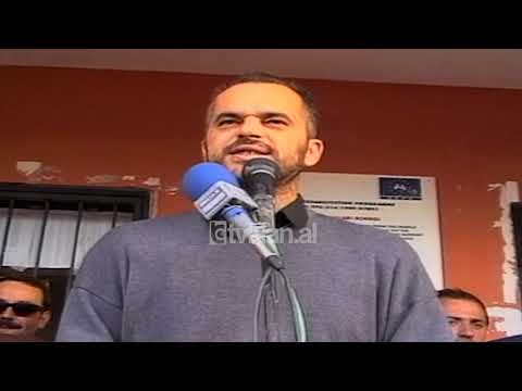 Edi Rama Fatos Nano miting ne Kombinat (12 Tetor 2000)