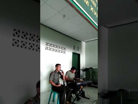 TNI nyanyi lagu bugis