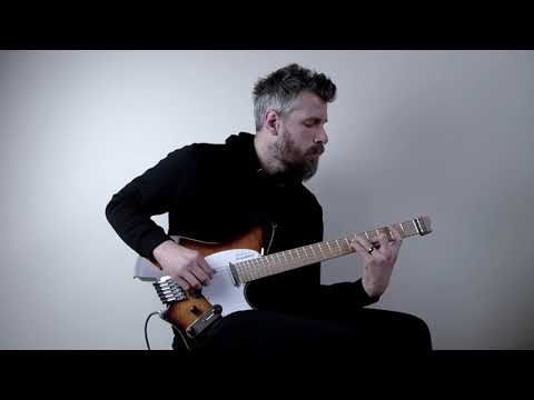 Richard Henshall - Haken - 'Earthlings' Fingerpicking