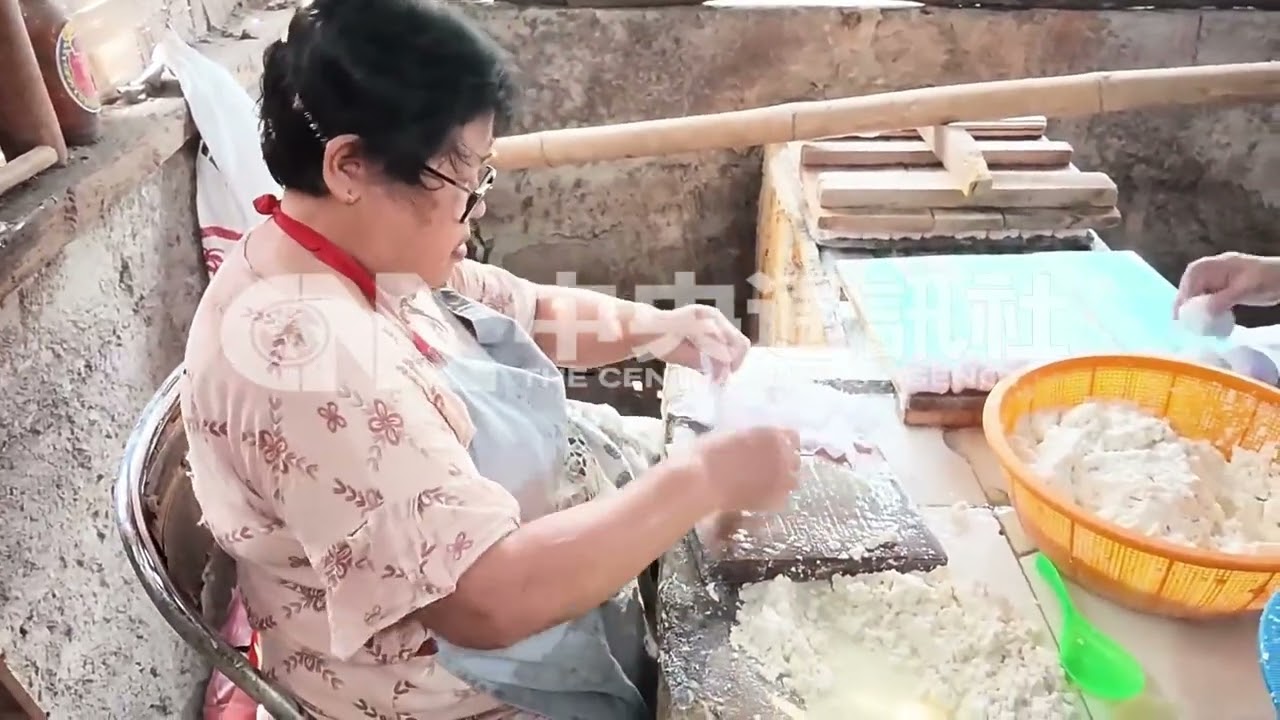 印尼國民美食黃豆腐　當地業者依規模各有銷路