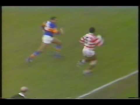 Marty Gurr Tackles Henderson Gill Leeds RL V Wigan RL 1987