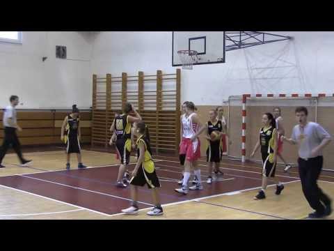 Basket dívky U17 Uh.Brod vs Vyškov 14.12.2013