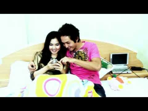 Aung Phyo - အညိုရောင်နတ်သမီး