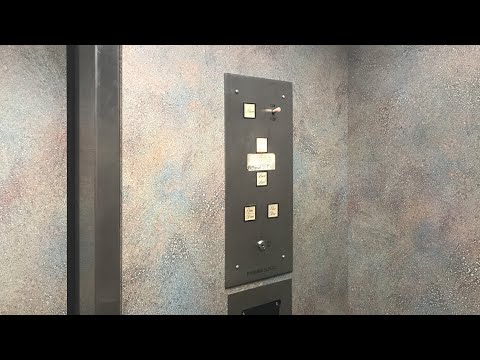 Pittsburgh Hydraulic Elevator at 6000 Babcock Blvd, Ross Township, PA