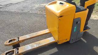 Jungheinrich ERE 225 KP electric pallet truck for sale - Image 4 | Machineryline UG Jungheinrich ERE 225 KP electric pallet truck | Image 4 - Machineryline