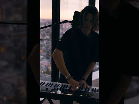 Roman Kyn - Where We Belong (live)