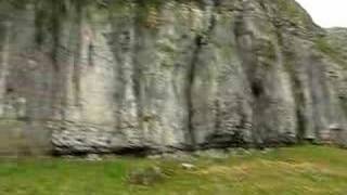 preview picture of video 'Hit Kilnsey Crag from the road with a stone'