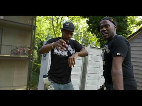 AMG Juice Featuring AMG Wall -Getting Off