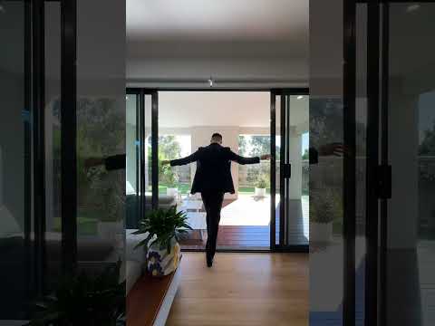 34 Lagoon Drive, Aintree, VIC 3336, 5 Kuwarto, 2 Banyo, House