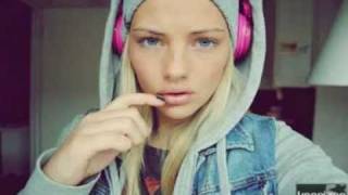 Charlotte - Skin (LM Touchin' Your Skin Mix)