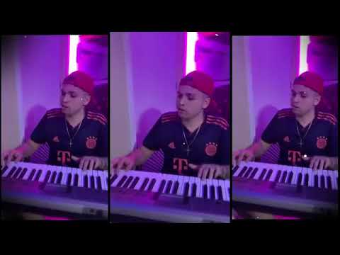 TÁ FALANDO QUE ME AMA, QUER ME NAMORAR, TÁ EMOCIONADA É UM PENTE RALA - MC RB [ DJ PTK DE O.C ]