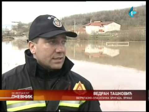 Evakuacija poplavljenih sela kod Bujanovca, pomoć stigla