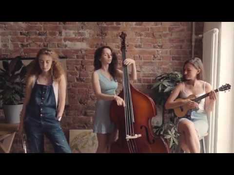 Amelie Acoustic Trio Cover - Michael Jackson - The Way You Make Me Feel