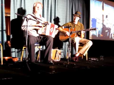John Whelan and Flynn Cohen at AAW 2010 - hornpipes