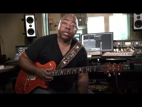 Paul Jackson Jr. Demo: Using Xotic Wah with a distortion pedal