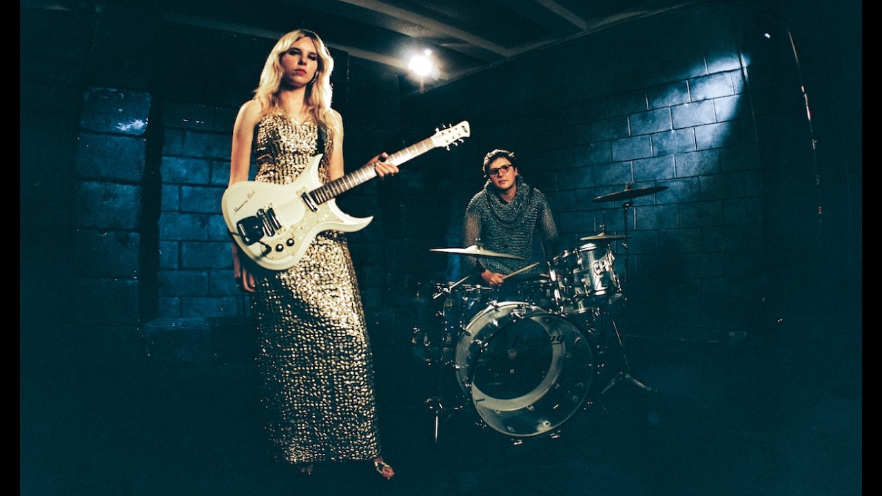 Earth Tongue - Orbit of a Witch (Official Music Video) - YouTube