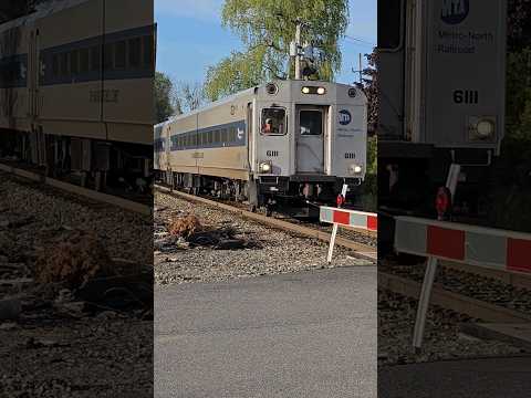 Harlem Line Arrival: Cab Car #6111 & ConnDOT BL20-GH #125!😀