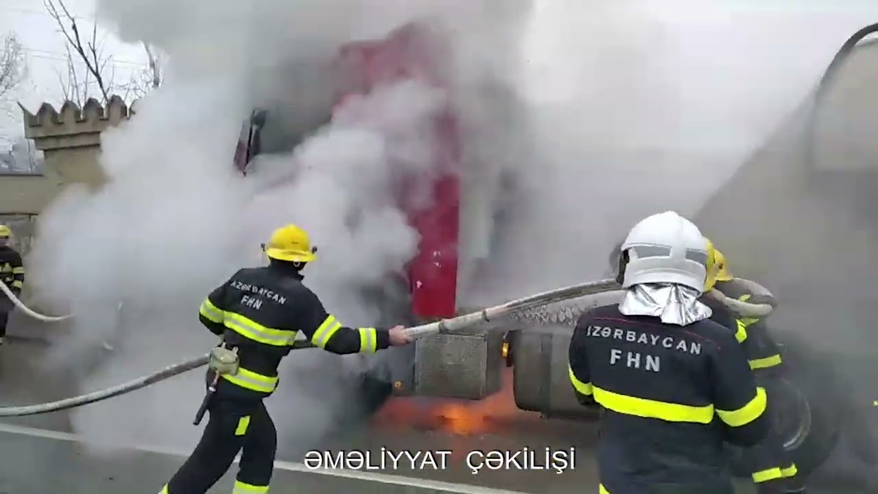 Bakı-Şamaxı yolunda yük maşını yandı VİDEO