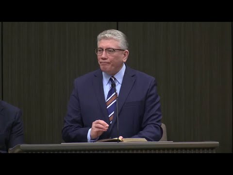 Cristian Ionescu - Hristos, Capul, Chipul și Centrul