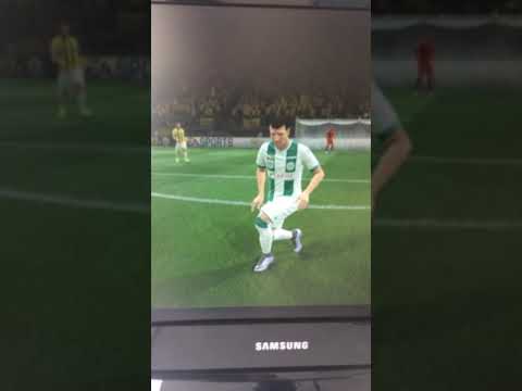 Nummer 8 is een debiel (fifa17)