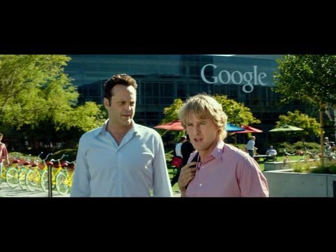 Les stagiaires : Bande annonce VOST HD