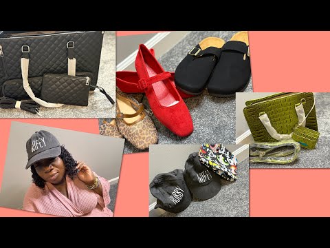 ￼ Work Accessories That’ll Have You Looking Like That Girl ✨