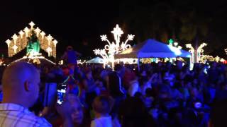 El jolgorio está...