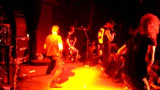 The Berzerker performing "Afterlife" at the Hi Fi Bar, 27.10.07.